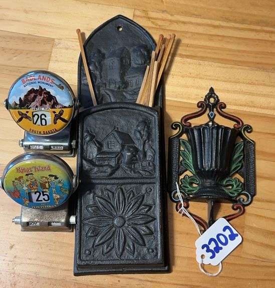 Flintstones & South Dakota Daily Calendar & Metal Wall Decor image