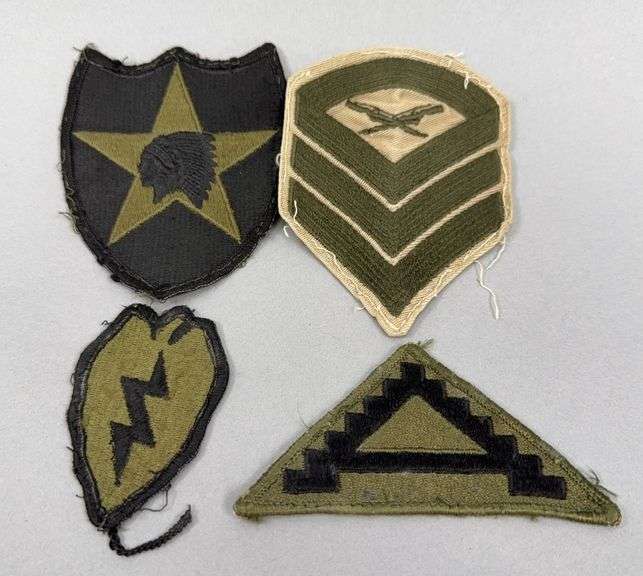 Vintage U.S. Army Military Uniform Insignia Patches image