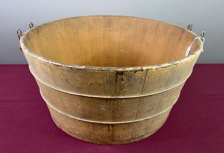 Wooden Washtub image