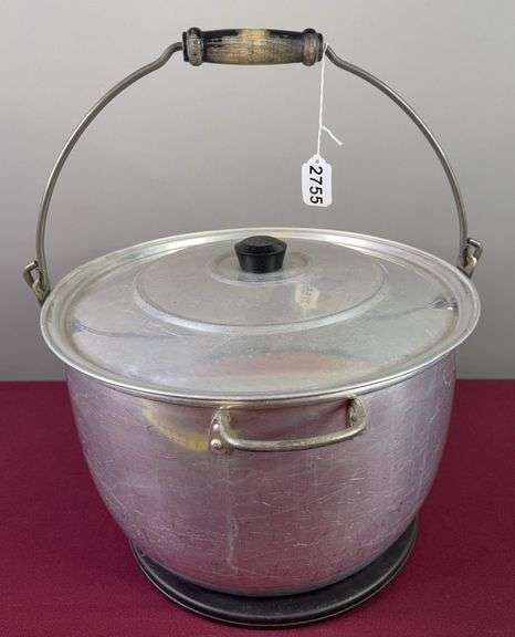 21 Qt Wear Ever Aluminum Stock Pot image