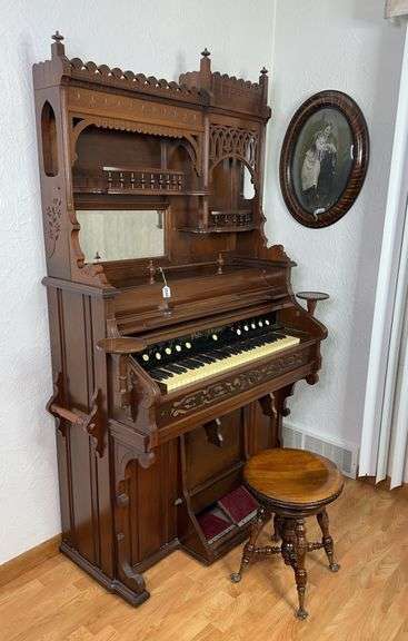 Poring & Blake Organ Co. Palace Organ & Stool image