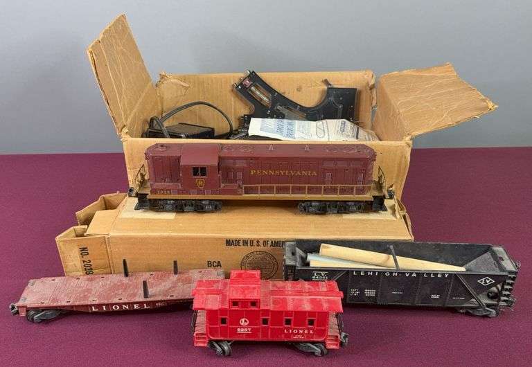 Lionel Train Set & Parts image