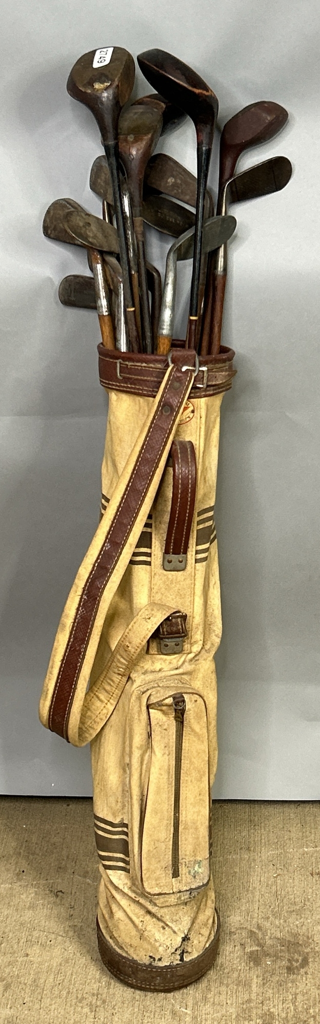 Lynn Smith Collection Auction #4 featured photo 118