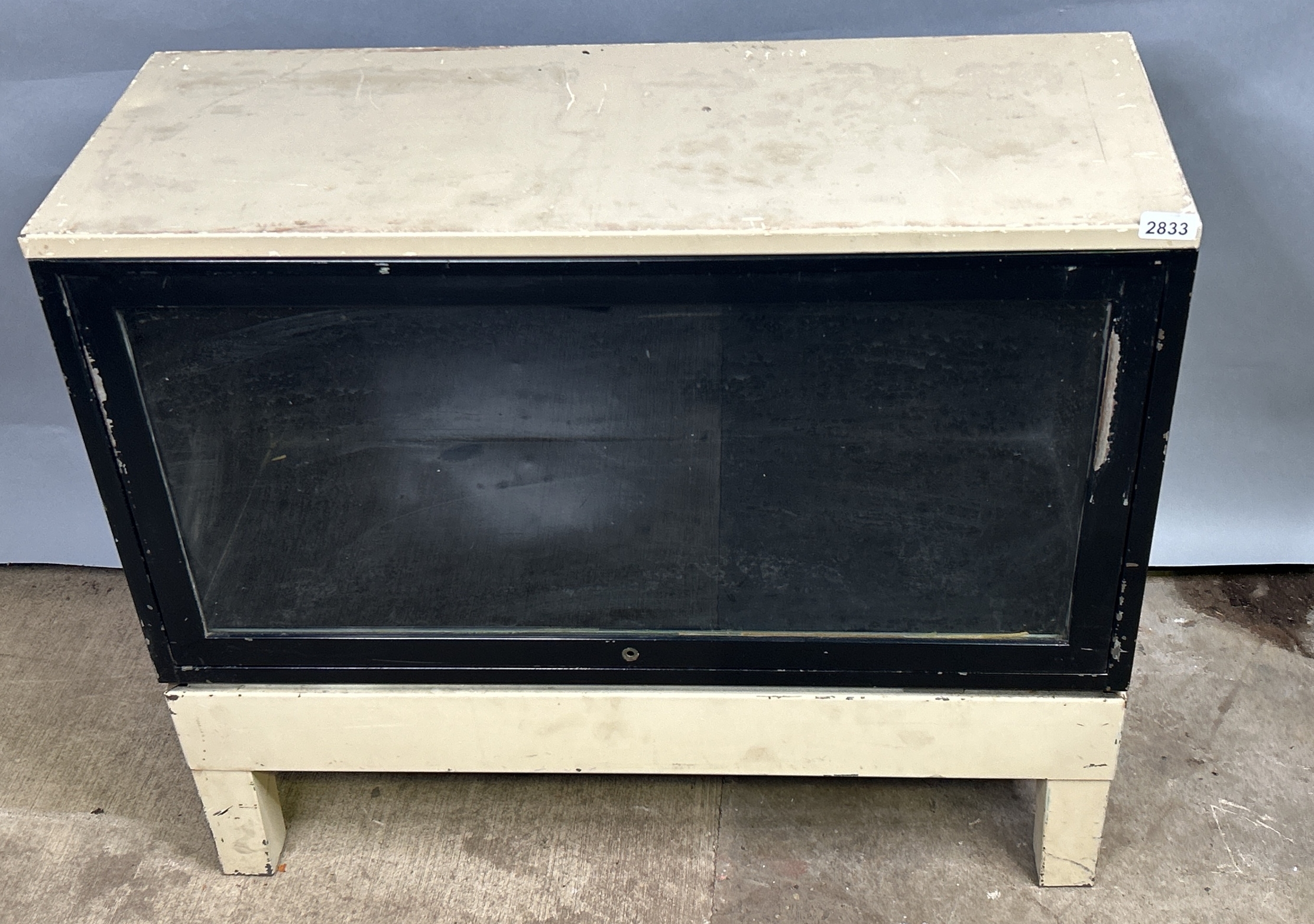 Lynn Smith Collection Auction #4 featured photo 202