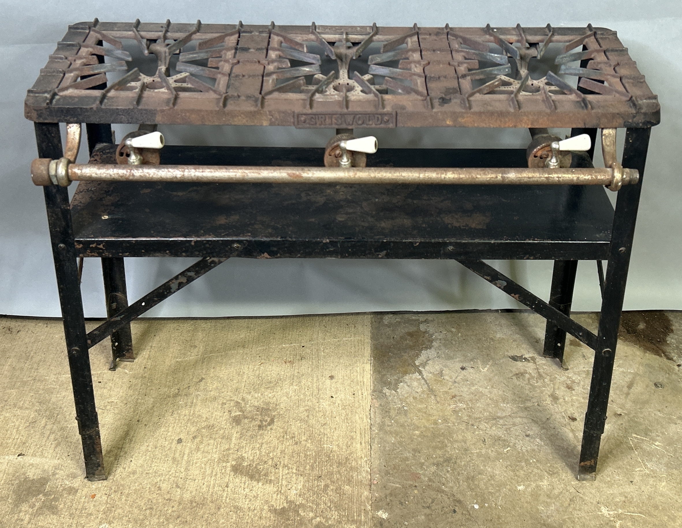 Lynn Smith Collection Auction #4 featured photo 230