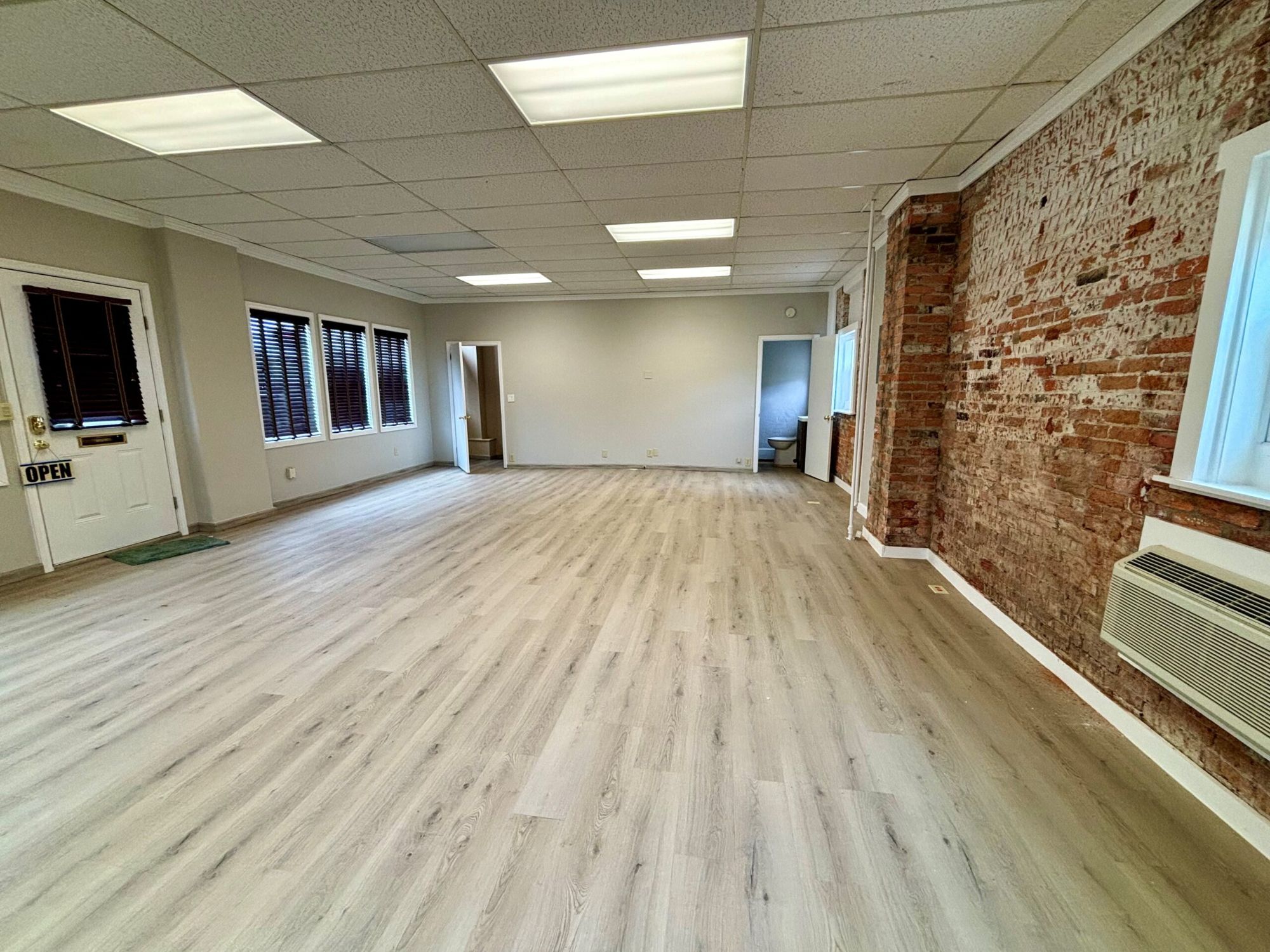 Lot image 4