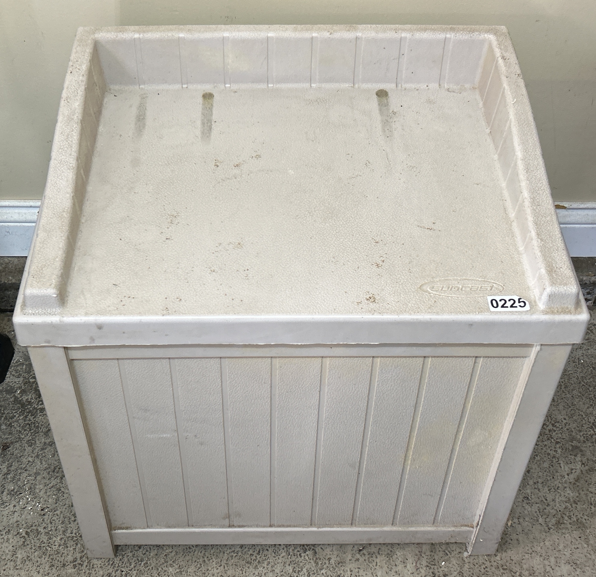 Lot image 1