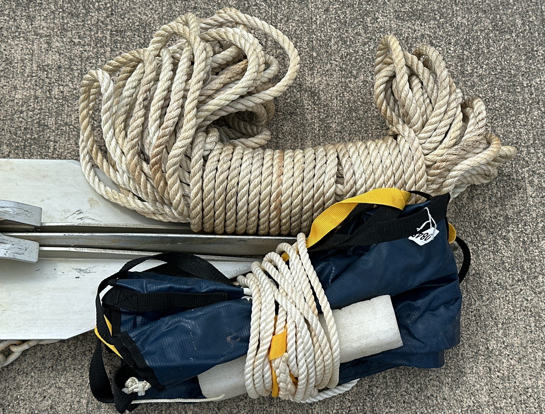 Lot image 3