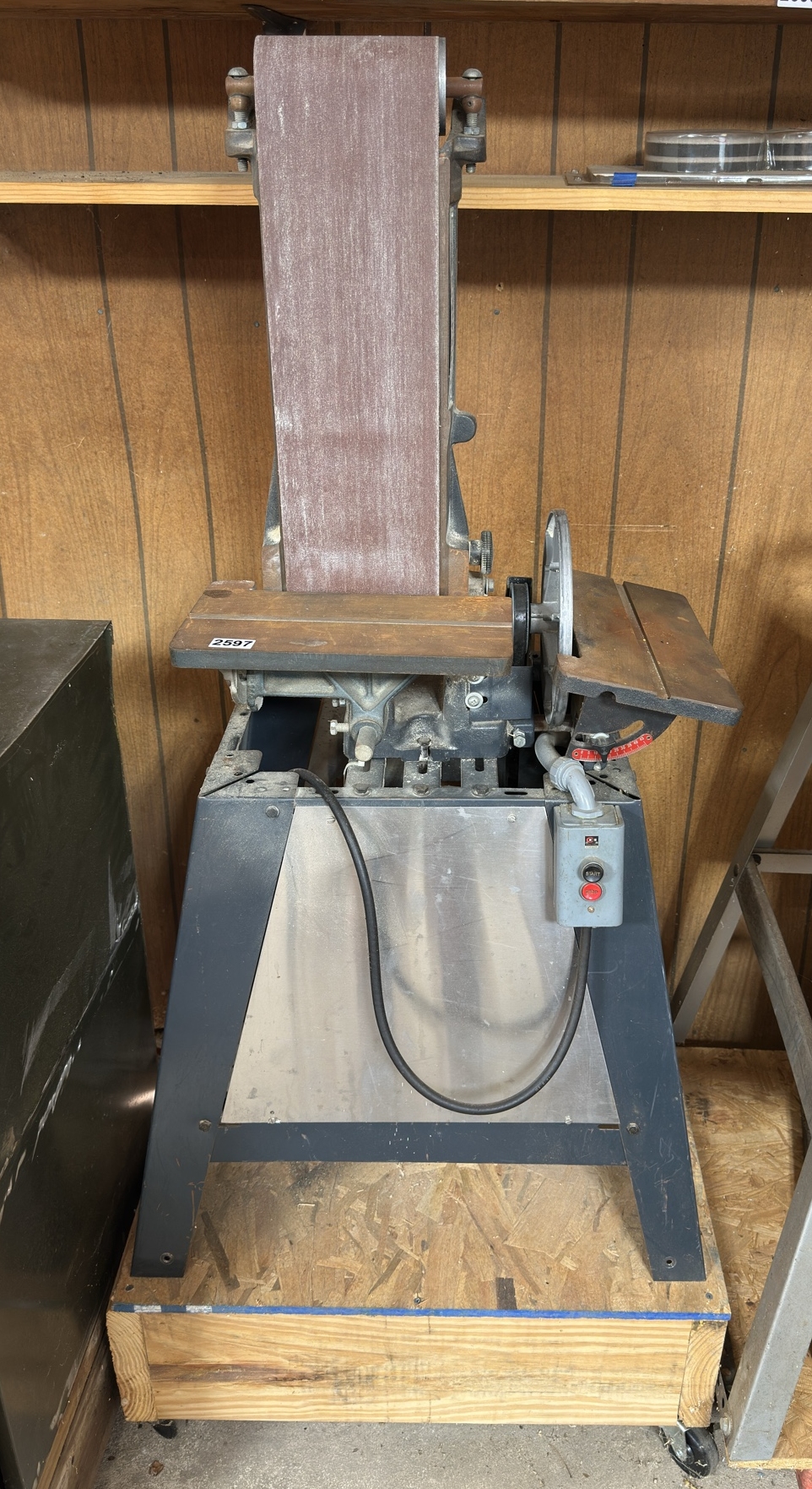 Lot image 2