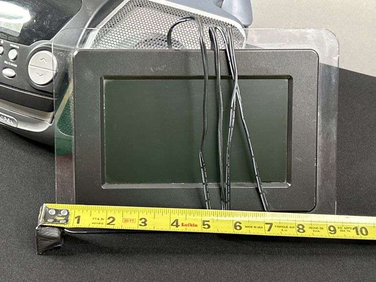 RCA Radio, Smartparts Digital Picture Frame & Miscellaneous Chords