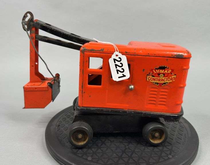 LUMAR Contractors Excavator Toy image