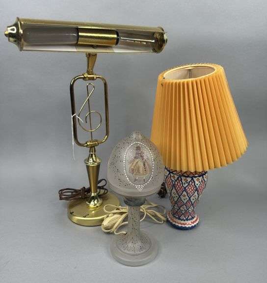 (3) Decorative Accent Lamps image