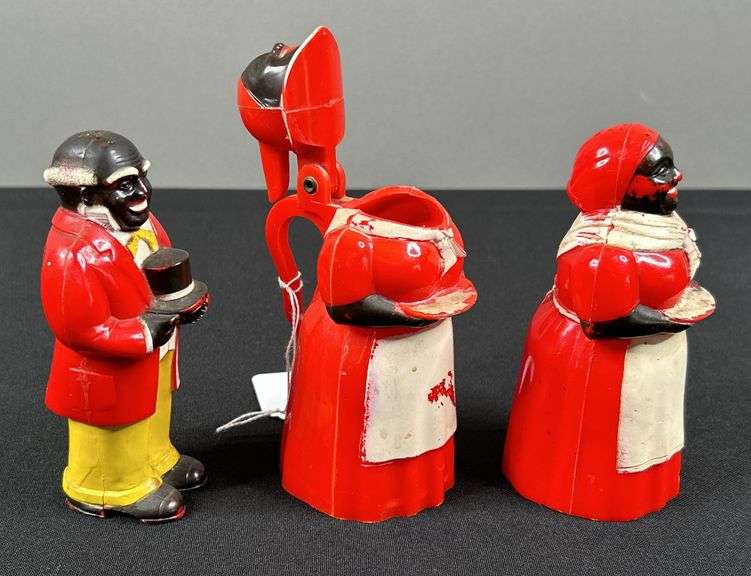 Aunt Jemima Salt & Pepper Shakers and Syrup Container