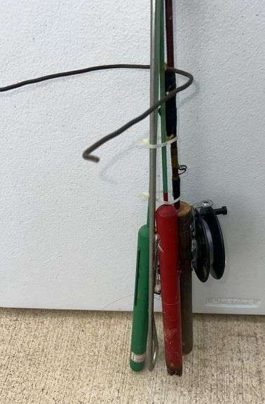 Ice Fishing Poles & Ice Scoop