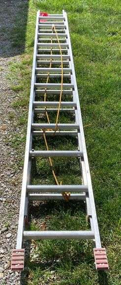 24ft Aluminum Extension Ladder
