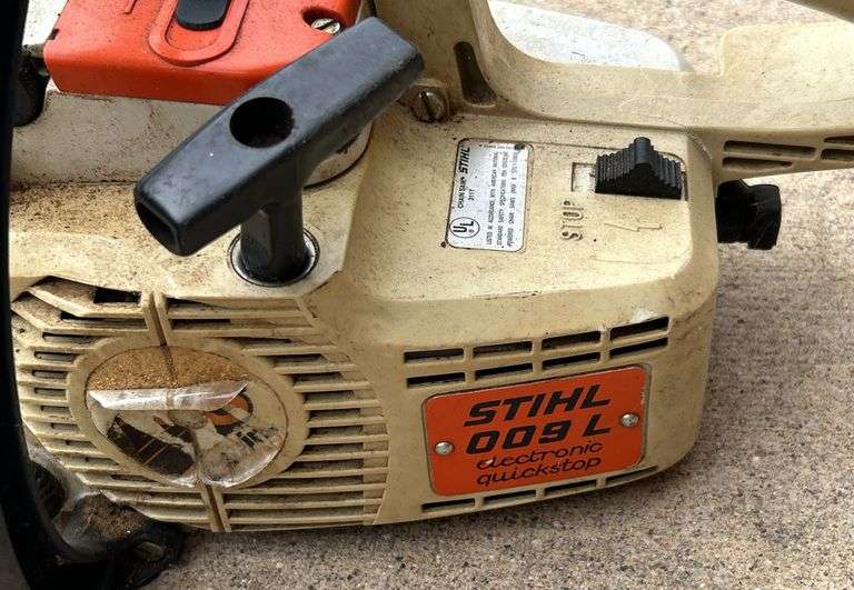 STIHL 009L Chainsaw