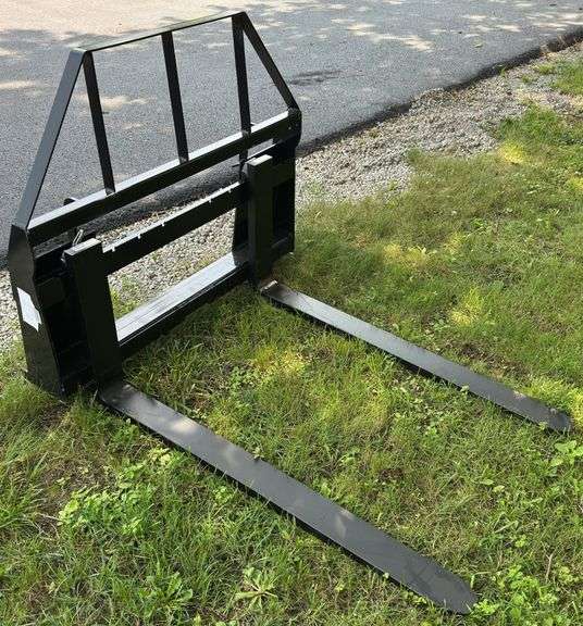 Mower King SA Pallet Forks
