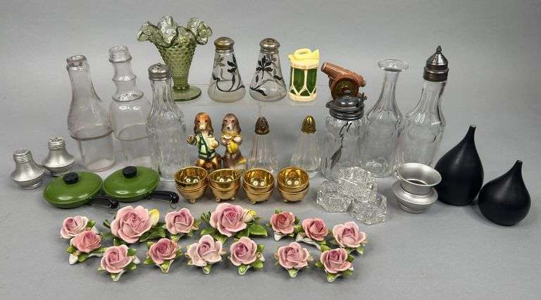 Salt & Pepper Shakers & Assorted Items image
