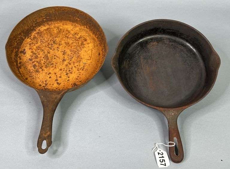 Pair of 10” Skillets image