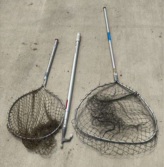 Pair of Fishing Nets, & eez-In Telescoping Pole