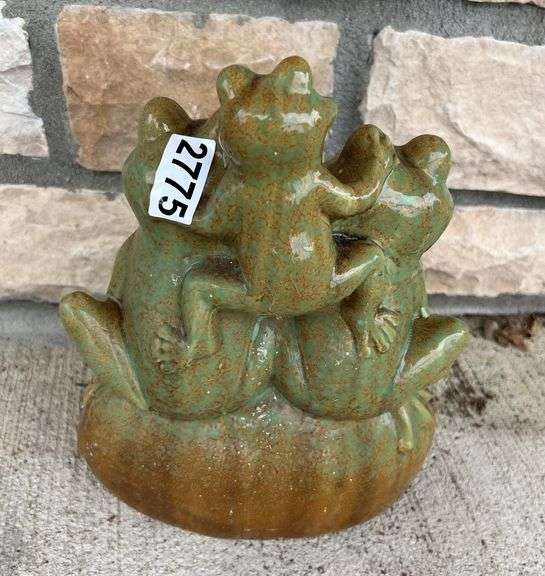 Frog Welcome Porch Ornament