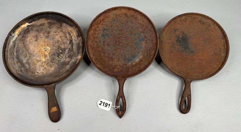 (3) Cast Iron Round Griddles image