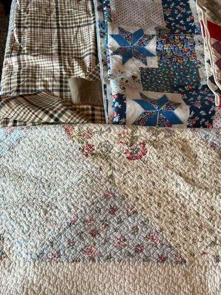 Miscellaneous Quilts & Blankets