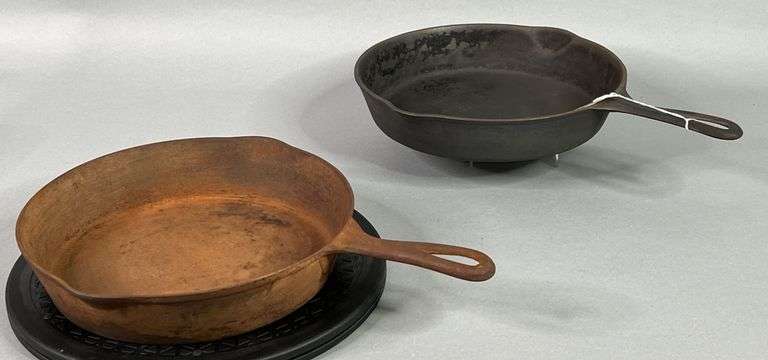 WagnerWare No. 8 Skillet & Unmarked 10.5” Skillet. image