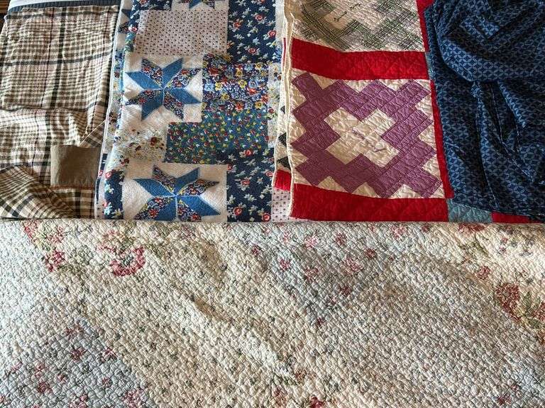 Miscellaneous Quilts & Blankets