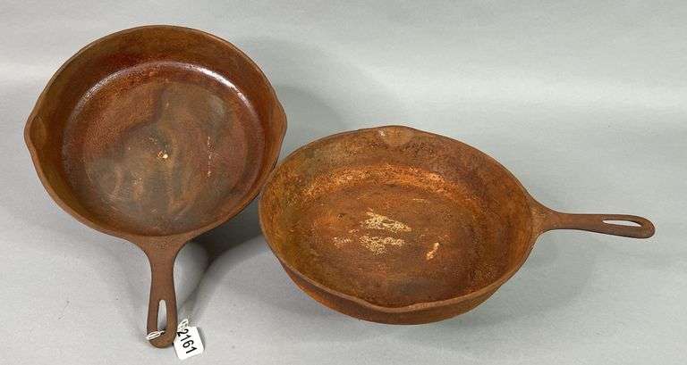 Two WagnerWare No. 10 Skillets image