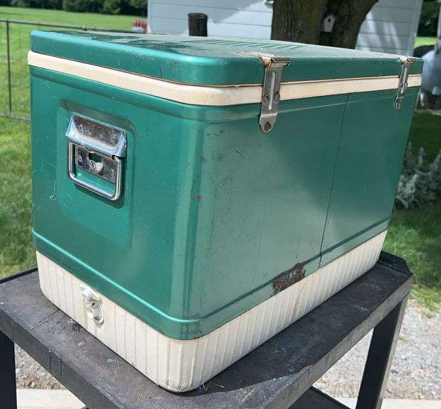 Retro Coleman Cooler