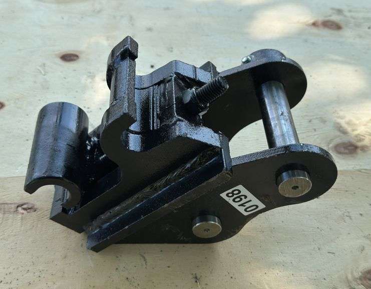 Mini Excavator Quick Attach