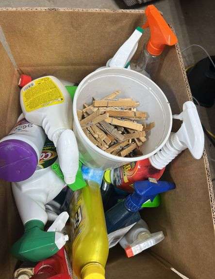 Large Lot of Cleaning Supplies & Misc