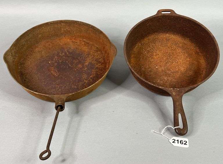 Favorite PiquaWare No. 11 Skillet, and Made in USA 10.5” No. 8 Skillet image