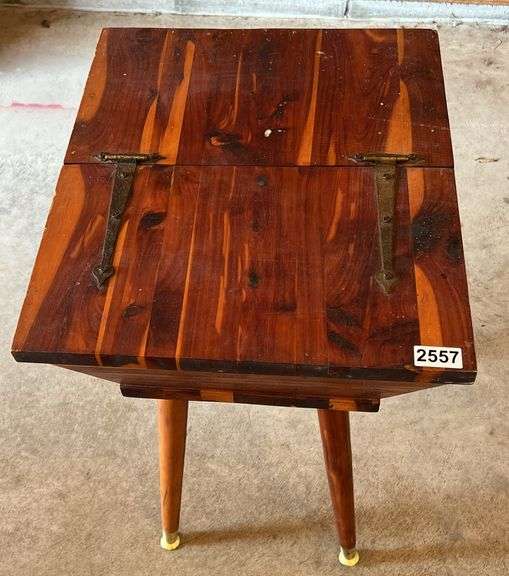 Wooden End Table w Storage