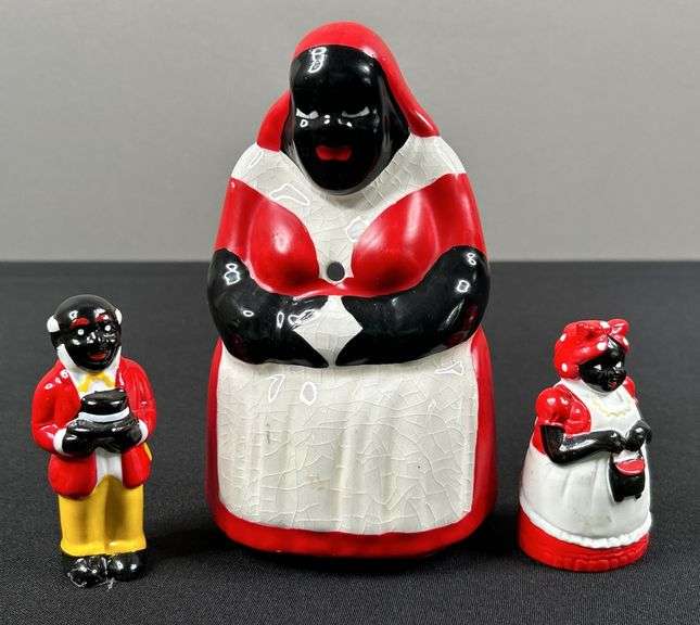 Aunt Jemima and Uncle Moses Salt and Pepper Shakers & Aunt Jemima Decor