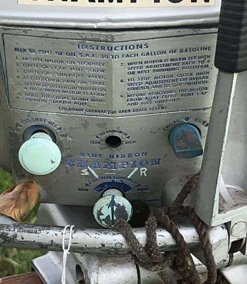 Champion Motors Company Blue Ribbon 2-Cycle Boat Motor