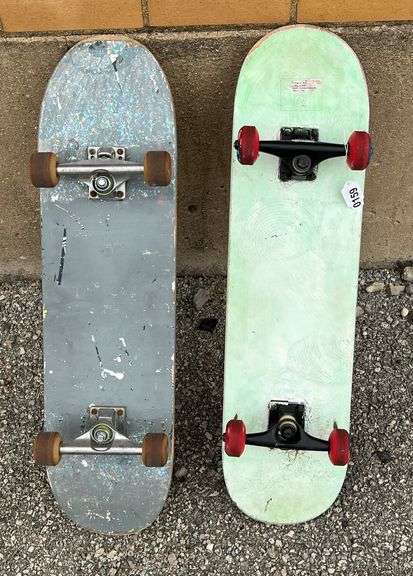 2 Skateboards