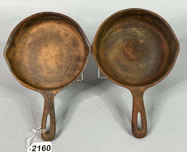 Pair of 6.5” Skillets image