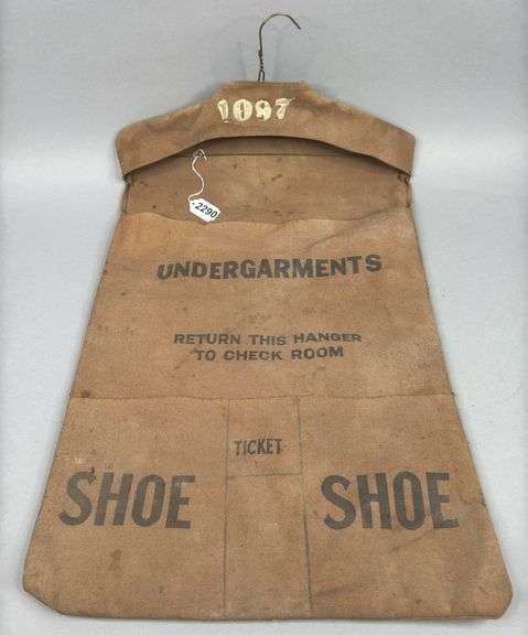 Undergarments Hanger Holder image
