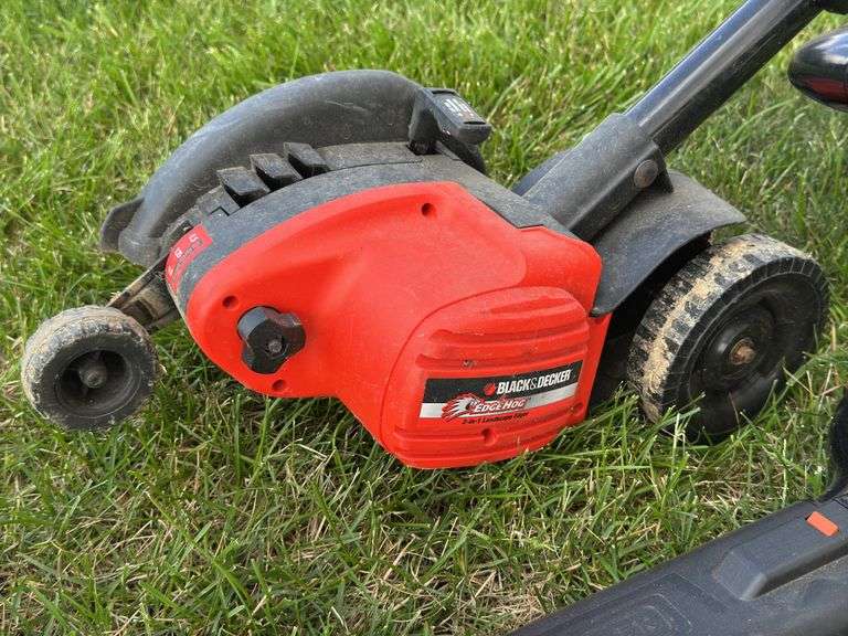 Black & Decker Edger and Leaf Blower