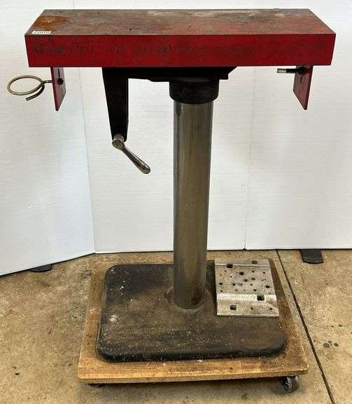 Large Anvil Bench