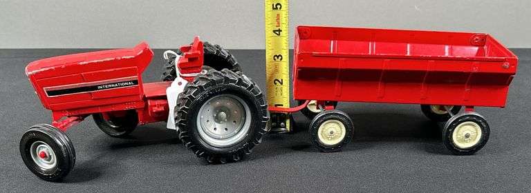 International Tractor & Wagon