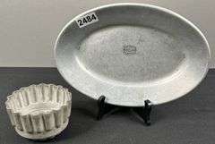 #334 Wagner Ware AL Carder Sizzling Steak Platter & Mini Cake Pan