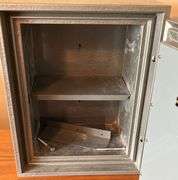 Yale Tower Safe