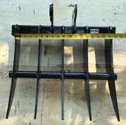 Mini Excavator Bucket Claw Attachment