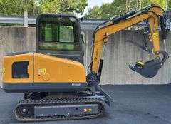 CFG Industrial Mini Excavator Model MY50R