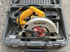 DeWalt 15 Amp 7-1/4 inch Lightweight Circular Saw