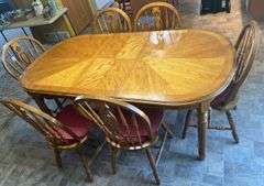 Oak Dining Table & Chairs