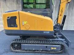 CFG Industrial Mini Excavator Model MY50R